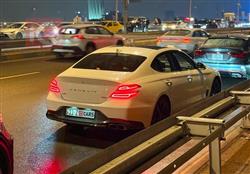جنسس G70